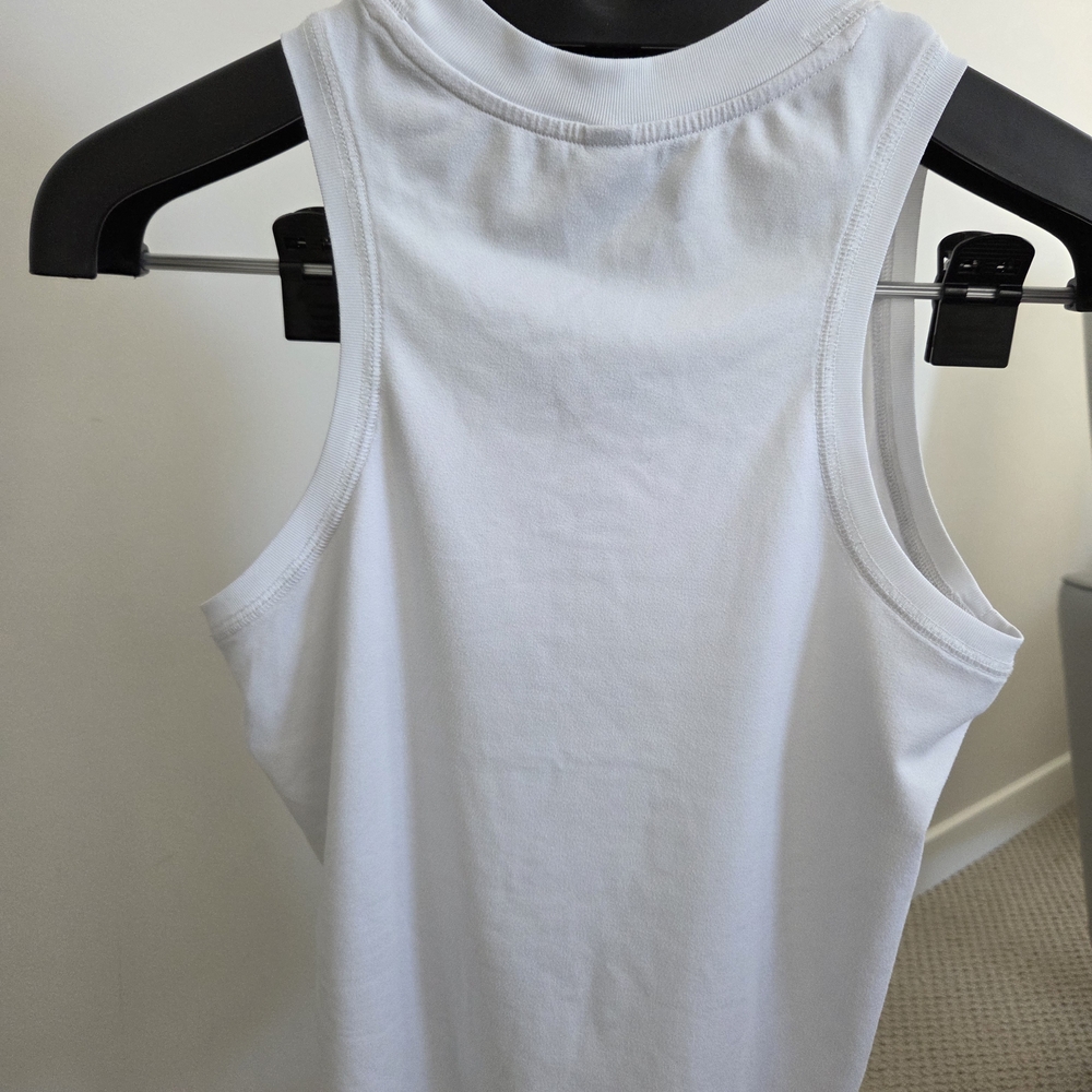 Vuori White Muscle Tee for Women - Picture 2 of 7